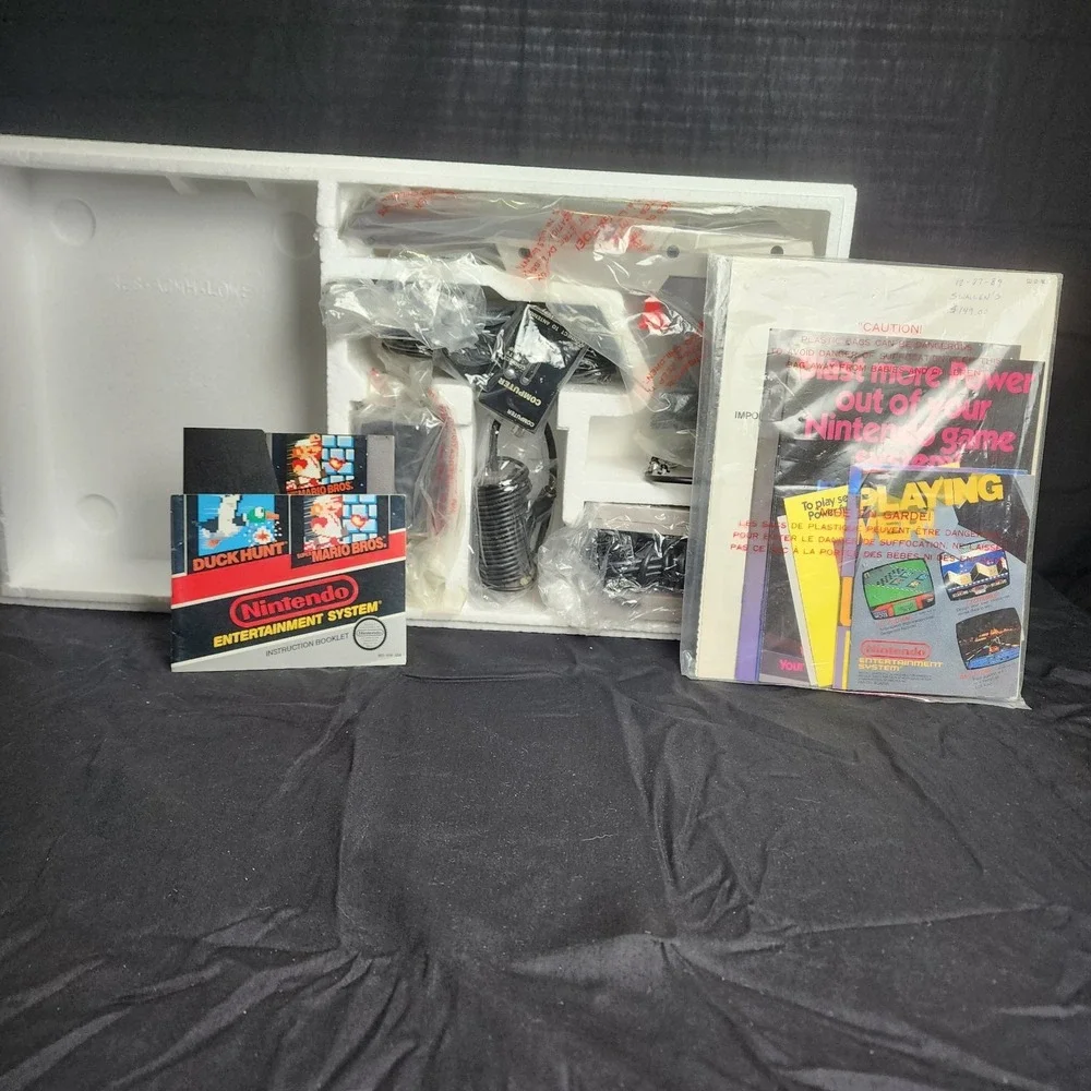 NES‎ Original With Manuals, Super Mario Bros & Duck Hunt With Zapper Light Gun